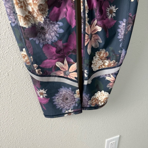 Sweaty Betty Zero Gravity Print Ankle Legging Floral Active Casual Women’s Small - Picture 10 of 12